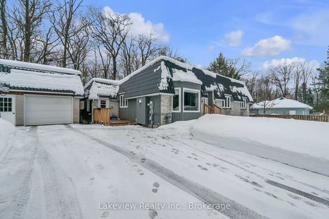 Photo 1 at 3914 ROSEMARY Lane W, Rural Innisfil, Innisfil