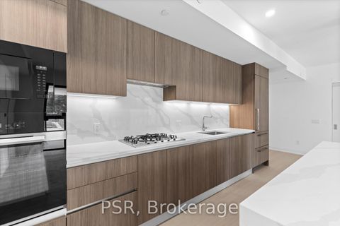 Photo 8 at 208 - 200 Keewatin Avenue, Mount Pleasant East, Toronto