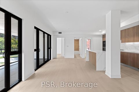 Photo 10 at 208 - 200 Keewatin Avenue, Mount Pleasant East, Toronto