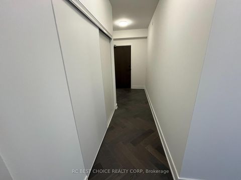 Photo 5 at 904 - 8888 Yonge Street, South Richvale, Richmond Hill