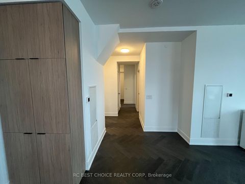 Photo 6 at 904 - 8888 Yonge Street, South Richvale, Richmond Hill