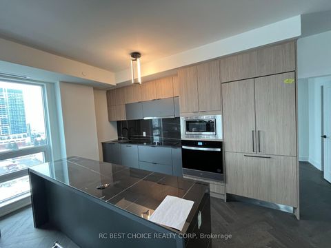 Photo 14 at 904 - 8888 Yonge Street, South Richvale, Richmond Hill