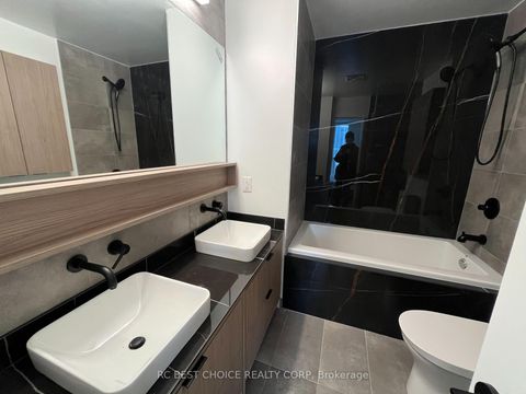 Photo 17 at 904 - 8888 Yonge Street, South Richvale, Richmond Hill