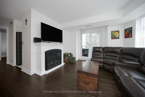 Photo 19 at 302 - 1 Elm Drive, City Centre, Mississauga