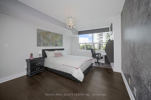 Photo 25 at 302 - 1 Elm Drive, City Centre, Mississauga