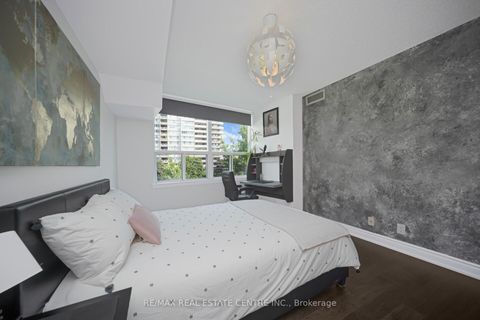 Photo 26 at 302 - 1 Elm Drive, City Centre, Mississauga