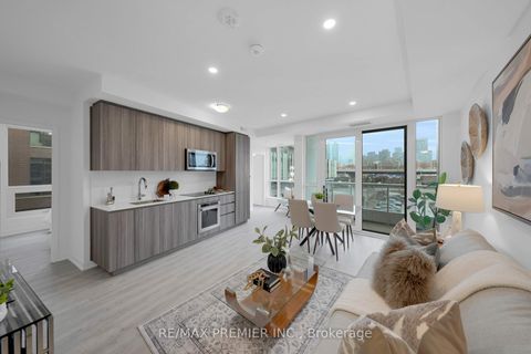 Photo 9 at 332 - 15 Richardson Street, Waterfront Communities C8, Toronto