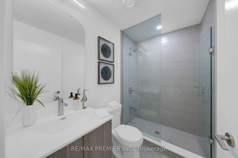 Photo 10 at 332 - 15 Richardson Street, Waterfront Communities C8, Toronto