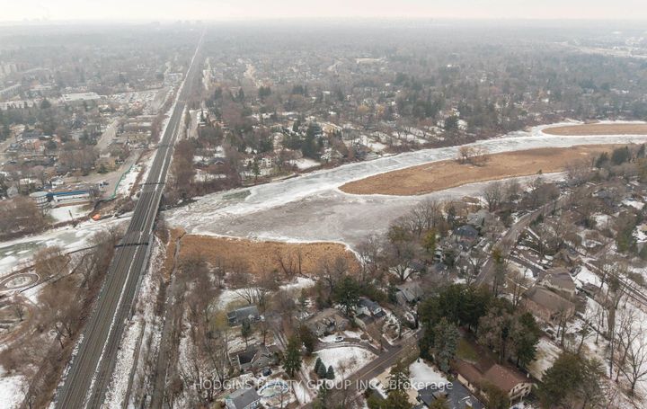 Photo 41 at 4 - 1136 Mona Road, Mineola, Mississauga