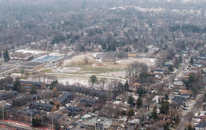 Photo 43 at 4 - 1136 Mona Road, Mineola, Mississauga