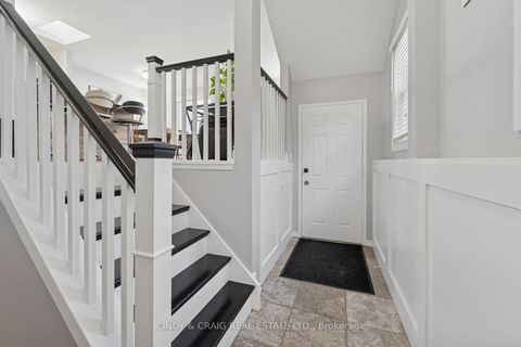 Photo 1 at 7 Empire Crescent, Courtice, Clarington