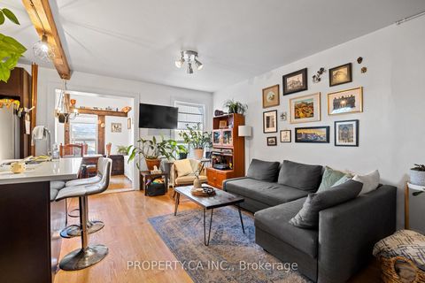 Photo 2 at 396 Roxton Road, Little Italy, Toronto