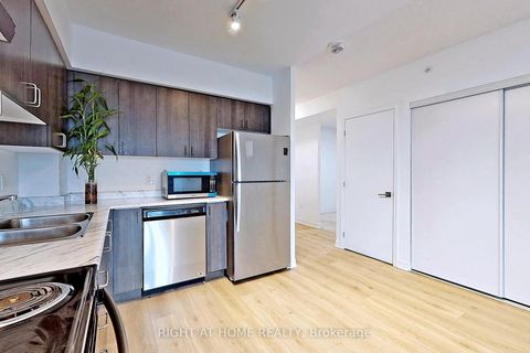 Photo 9 at 620 - 1 Falaise Road, West Hill, Toronto