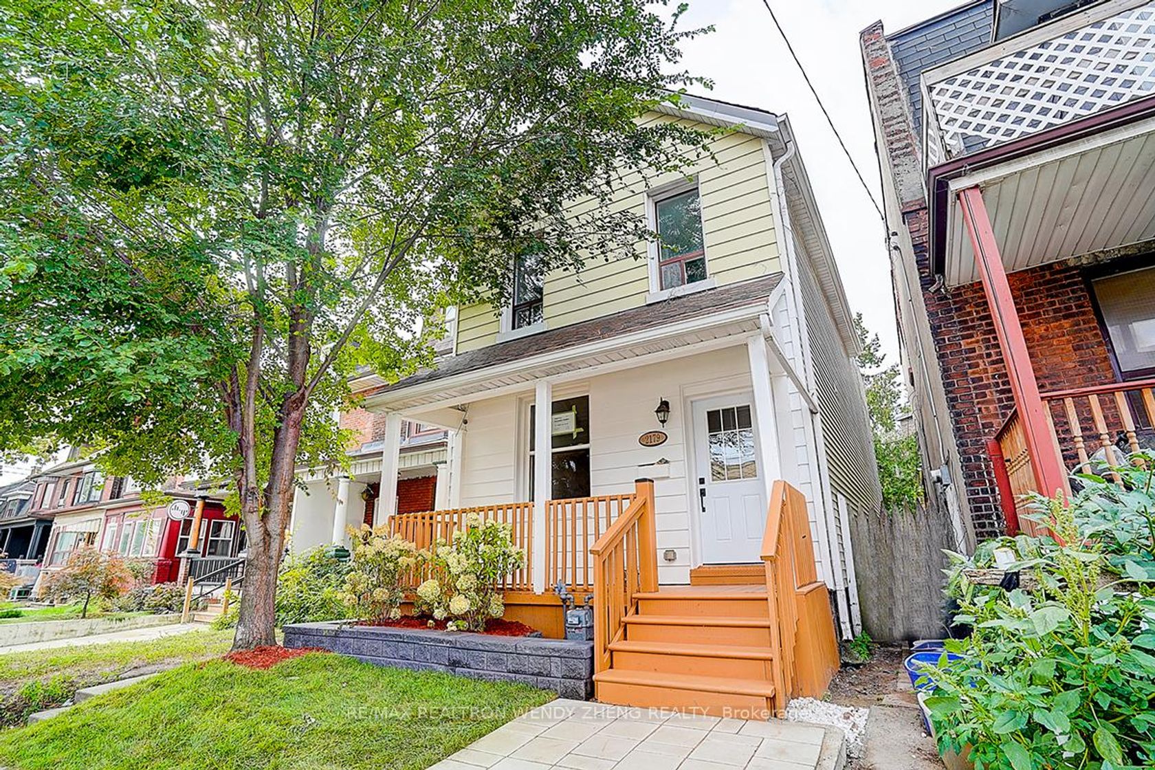 2179 Dundas Street W, Roncesvalles, Toronto 