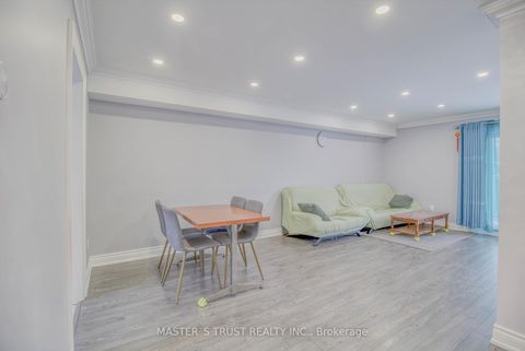 Photo 3 at 20 - 15 Brimwood Boulevard, Agincourt North, Toronto