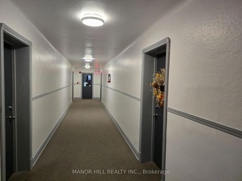 Photo 10 at 18 - 2697 Lake Shore Boulevard W, Mimico, Toronto