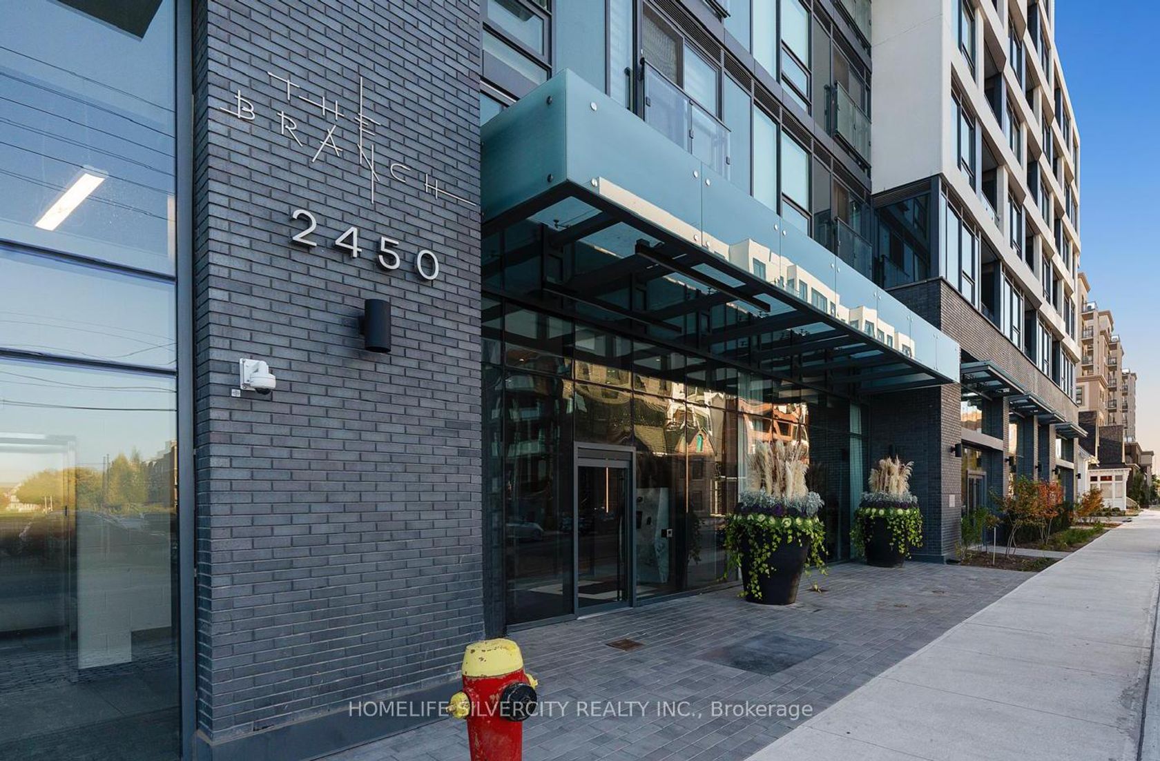 811 - 2450 Old Bronte Road, WM Westmount, Oakville 