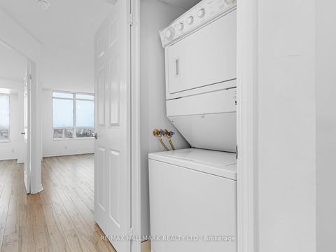 Photo 13 at 436 - 18 Mondeo Drive, Dorset Park, Toronto