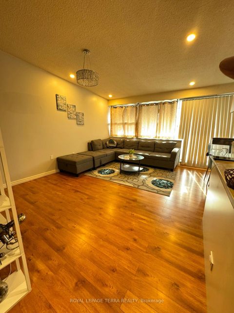 Photo 3 at 602 - 4064 Lawrence Avenue E, West Hill, Toronto