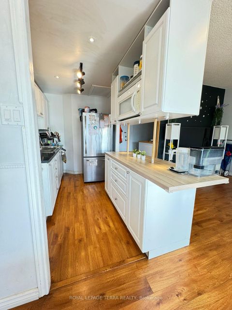 Photo 6 at 602 - 4064 Lawrence Avenue E, West Hill, Toronto