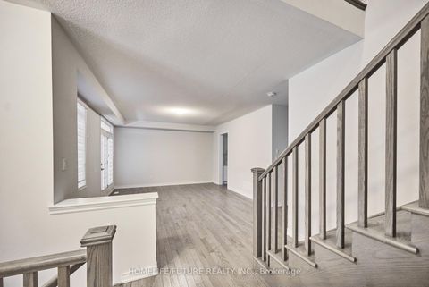 Photo 1 at 23 Faimira Avenue, Keswick South, Georgina