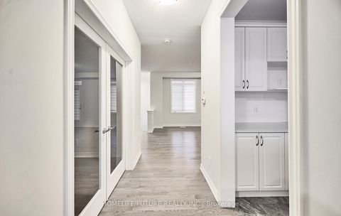 Photo 14 at 23 Faimira Avenue, Keswick South, Georgina