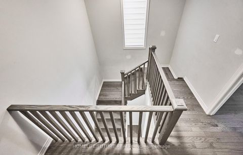 Photo 18 at 23 Faimira Avenue, Keswick South, Georgina