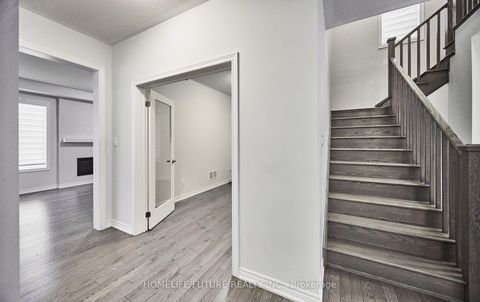 Photo 22 at 23 Faimira Avenue, Keswick South, Georgina