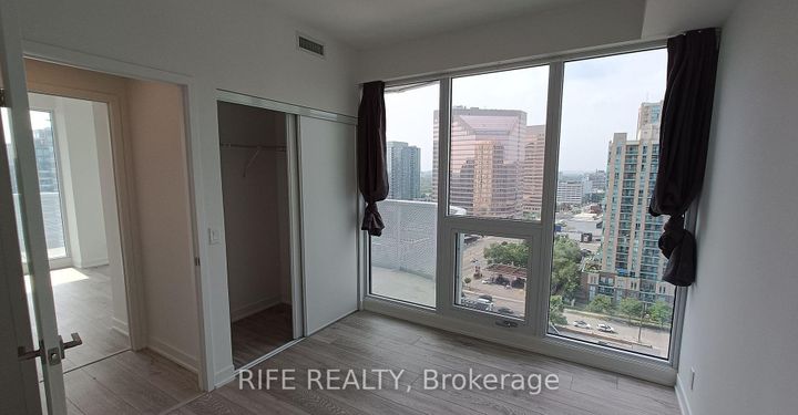 Photo 4 at 1504 - 15 Holmes Avenue, Willowdale East, Toronto