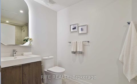 Photo 3 at 1504 - 15 Holmes Avenue, Willowdale East, Toronto