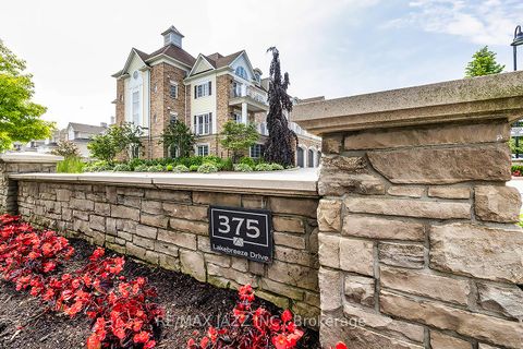 Photo 4 at 102 - 375 Lakebreeze Drive, Newcastle, Clarington