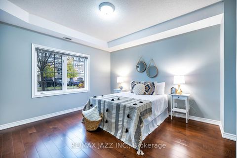 Photo 17 at 102 - 375 Lakebreeze Drive, Newcastle, Clarington