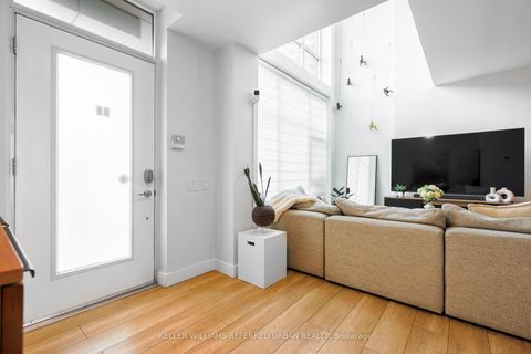 Photo 7 at 19 Town Centre Court, Bendale, Toronto