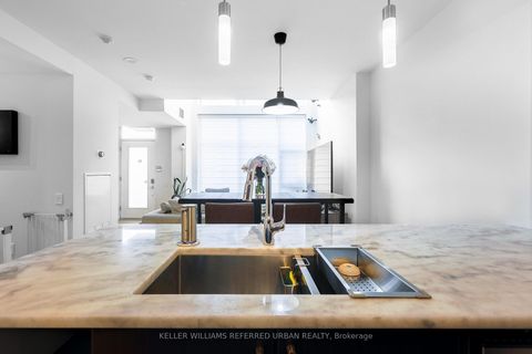 Photo 14 at 19 Town Centre Court, Bendale, Toronto