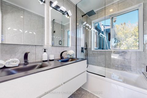 Photo 17 at 42 Coventry Court, Crosby, Richmond Hill