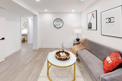 Photo 25 at 42 Coventry Court, Crosby, Richmond Hill