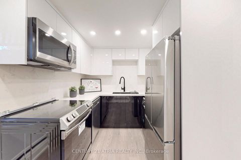 Photo 27 at 42 Coventry Court, Crosby, Richmond Hill