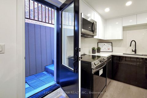 Photo 28 at 42 Coventry Court, Crosby, Richmond Hill