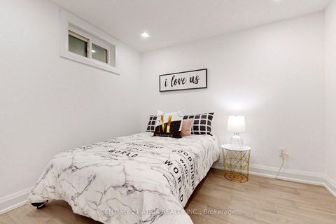 Photo 29 at 42 Coventry Court, Crosby, Richmond Hill