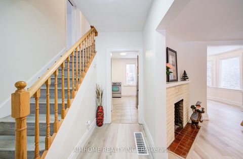 Photo 6 at 222 Richmond Street, Mill Pond, Richmond Hill