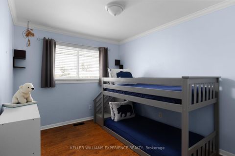 Photo 13 at 27 Ottaway Avenue, Wellington, Barrie