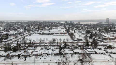 Photo 21 at 27 Ottaway Avenue, Wellington, Barrie