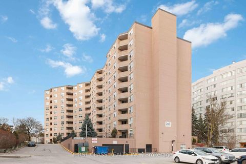 Photo 1 at 812 - 260 Davis Drive, Central Newmarket, Newmarket