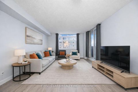 Photo 6 at 812 - 260 Davis Drive, Central Newmarket, Newmarket