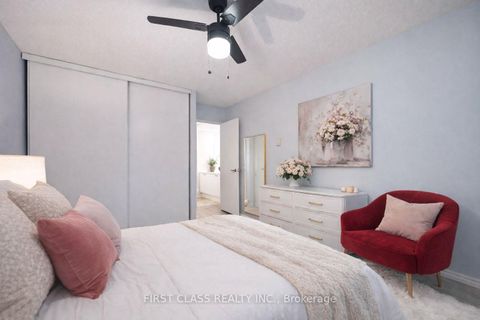 Photo 14 at 812 - 260 Davis Drive, Central Newmarket, Newmarket