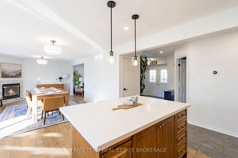 Photo 10 at 2040 Lea Road, Alcona, Innisfil