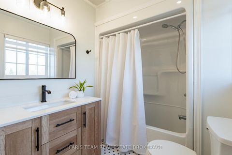 Photo 27 at 2040 Lea Road, Alcona, Innisfil