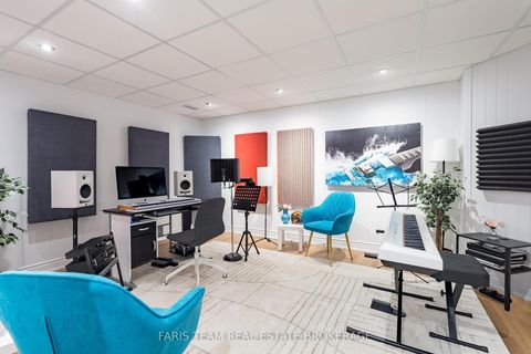 Photo 35 at 2040 Lea Road, Alcona, Innisfil