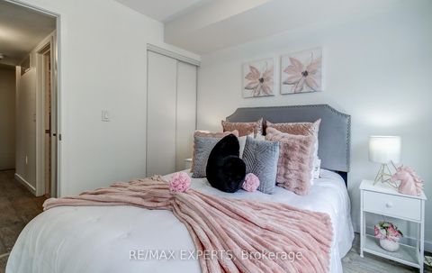 Photo 18 at 61 - 300 Alex Gardner Circle, Aurora Village, Aurora