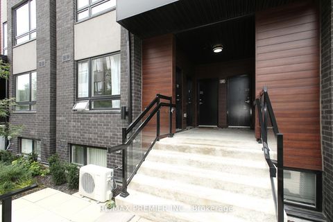 Photo 3 at 312 - 1100 Briar Hill Avenue, Belgravia, Toronto